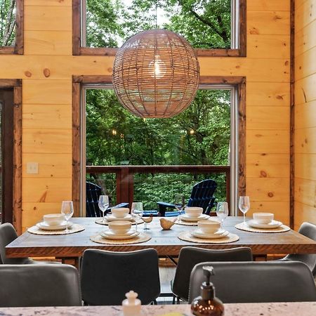 New Cozy Mountain Cabin Hot Tub Near Downtown Гатлинбург Экстерьер фото