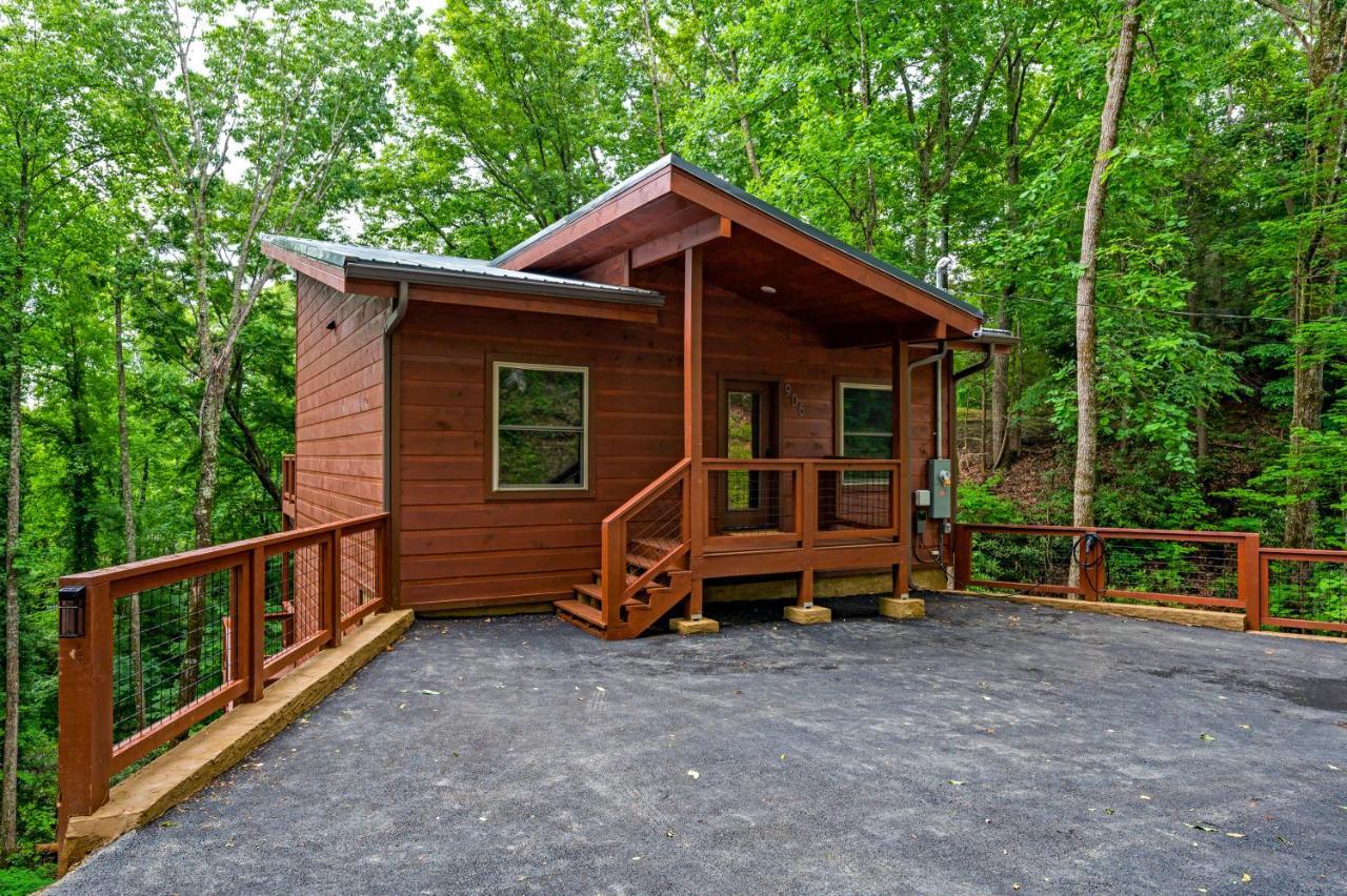 New Cozy Mountain Cabin Hot Tub Near Downtown Гатлинбург Экстерьер фото