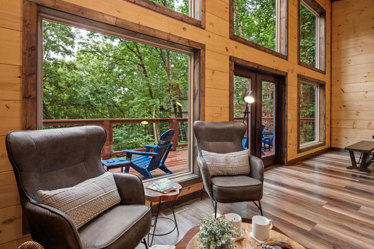 New Cozy Mountain Cabin Hot Tub Near Downtown Гатлинбург Экстерьер фото