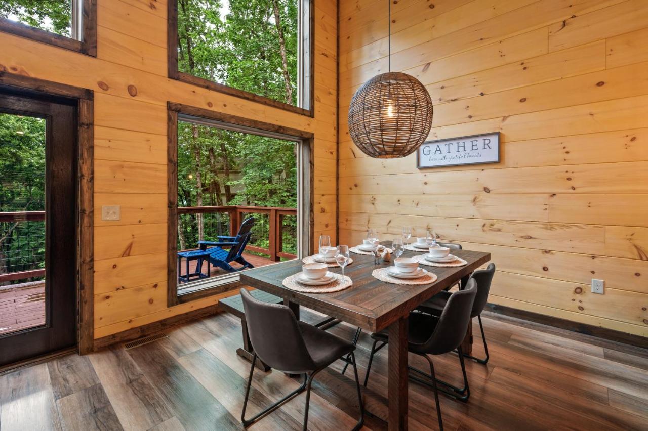 New Cozy Mountain Cabin Hot Tub Near Downtown Гатлинбург Экстерьер фото