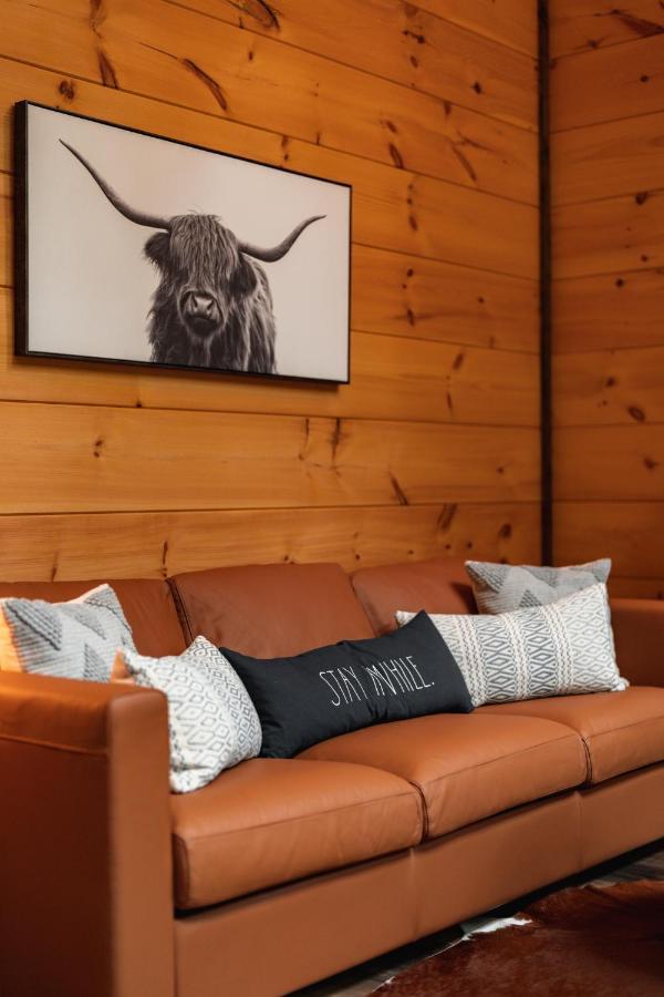 New Cozy Mountain Cabin Hot Tub Near Downtown Гатлинбург Экстерьер фото